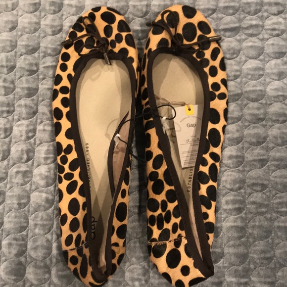 gap leopard flats